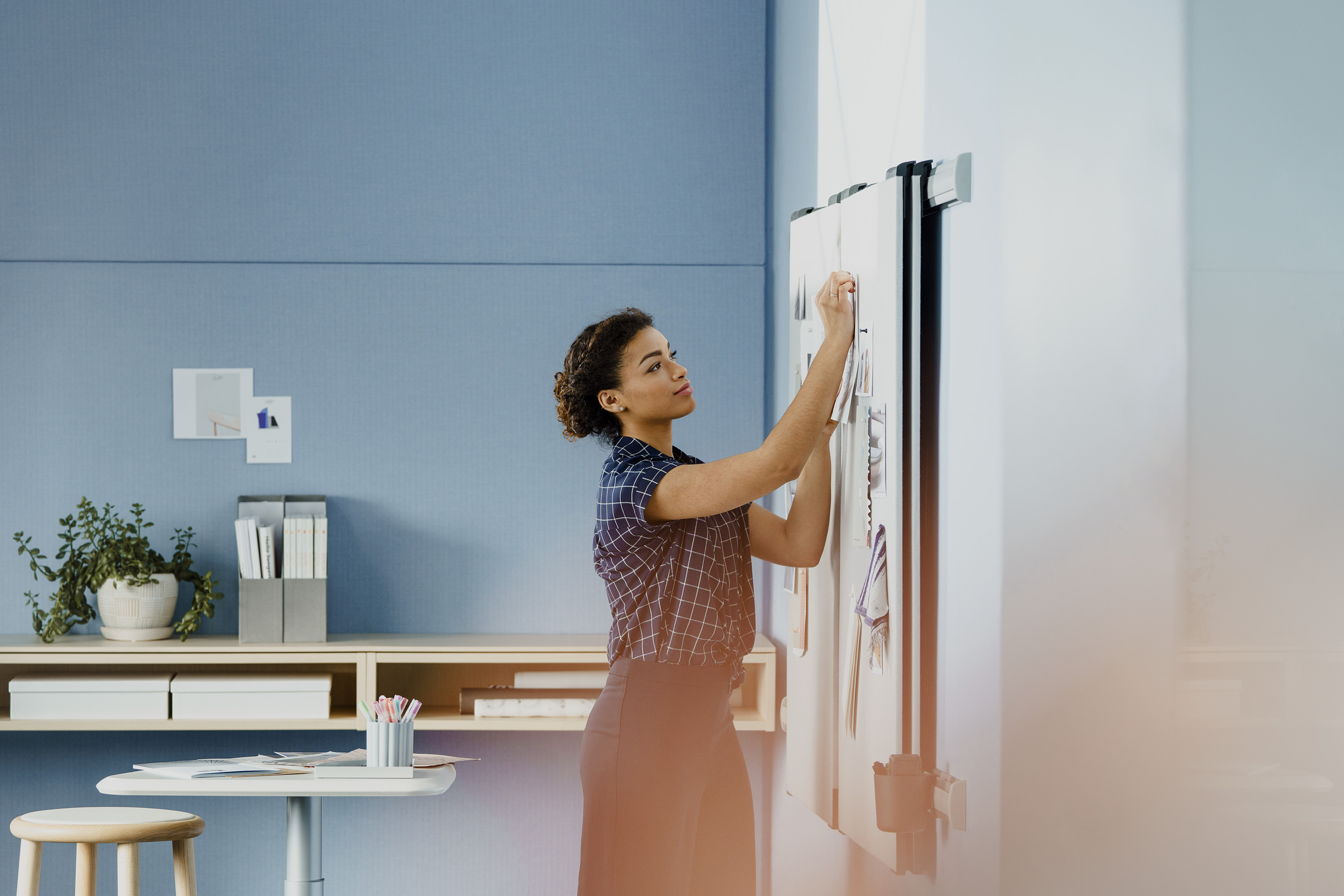 培训家具|书写板|办公家具|设计师家具|飞地墙面活动书写板